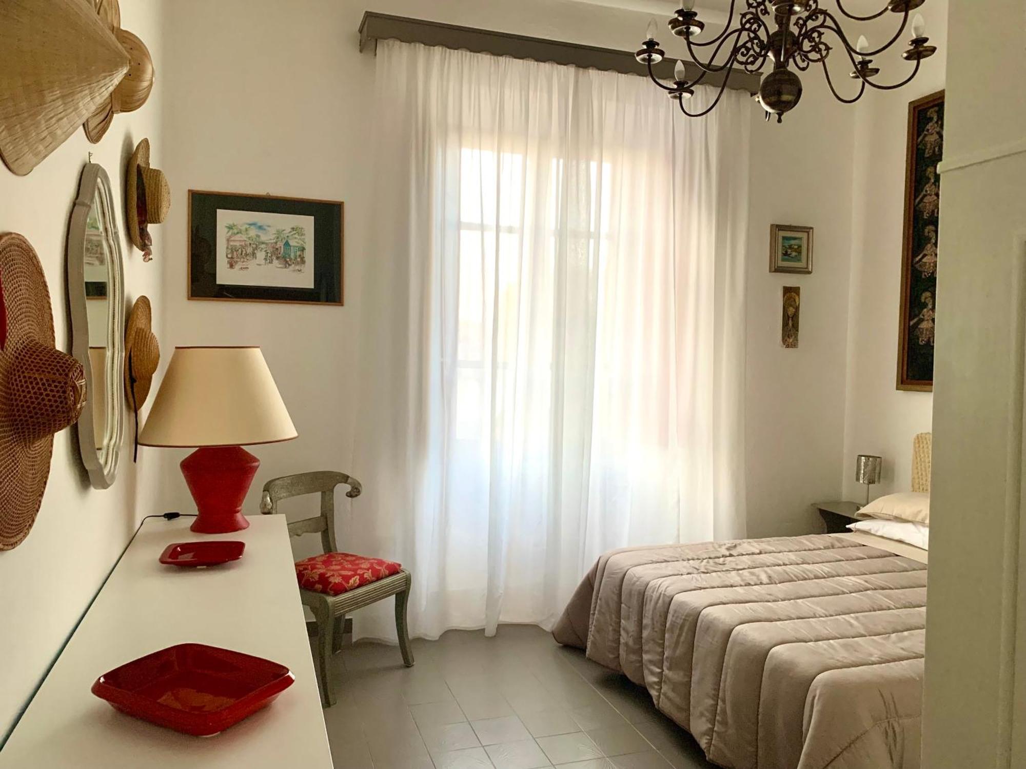 Guest House A Due Passi أولبيا المظهر الخارجي الصورة